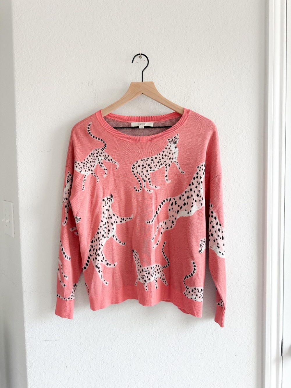 LOFT Pink Cheetah Leopard Novelty Sweater M